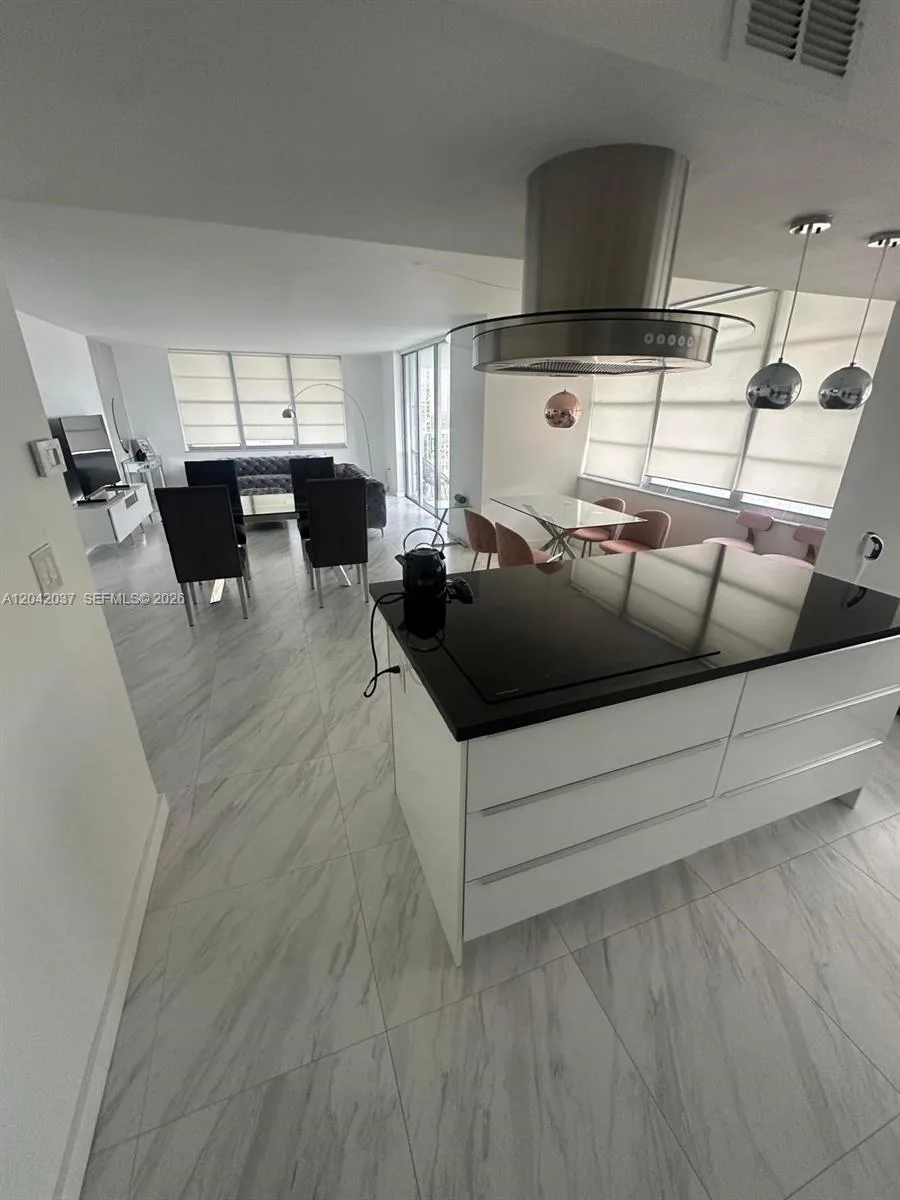 2801 NE 183rd St # 1016W, Aventura, FL 33160 photo 13