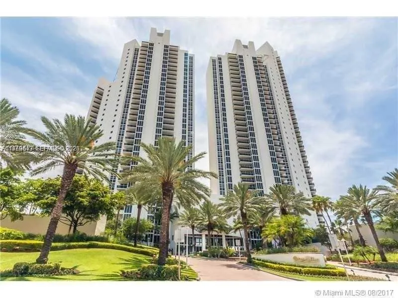 19111 Collins Ave # 1703, Sunny Isles Beach, FL 33160