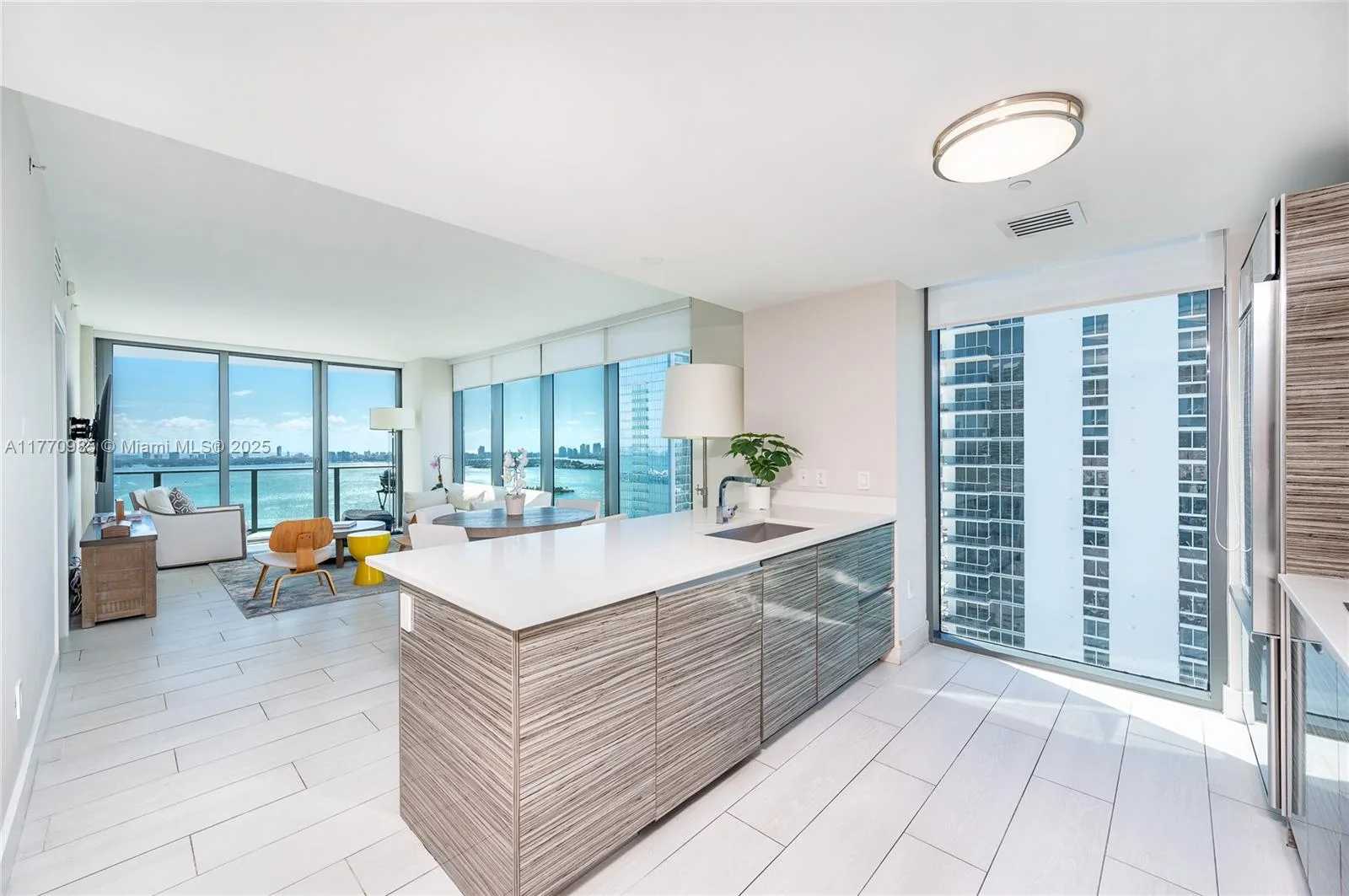 460 NE 28th St # 3208, Miami, FL 33137 photo 12