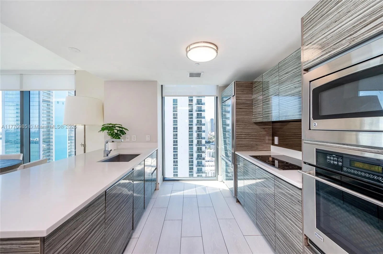 460 NE 28th St # 3208, Miami, FL 33137 photo 13