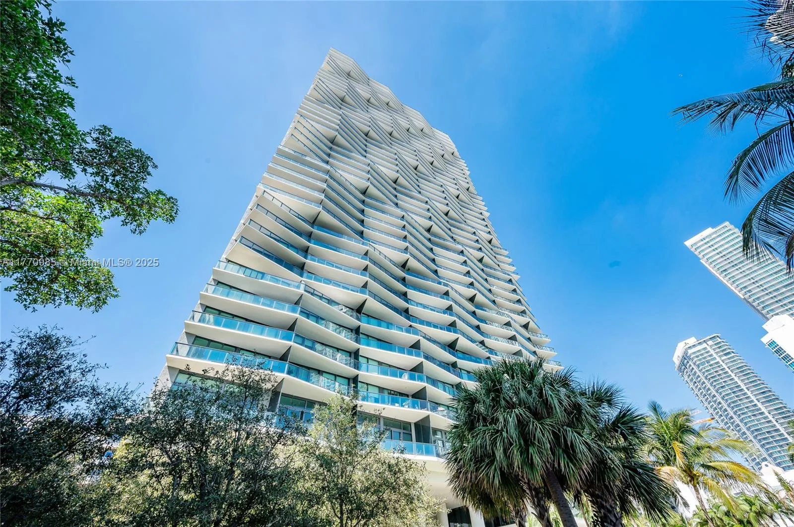 460 NE 28th St # 3208, Miami, FL 33137 photo 3