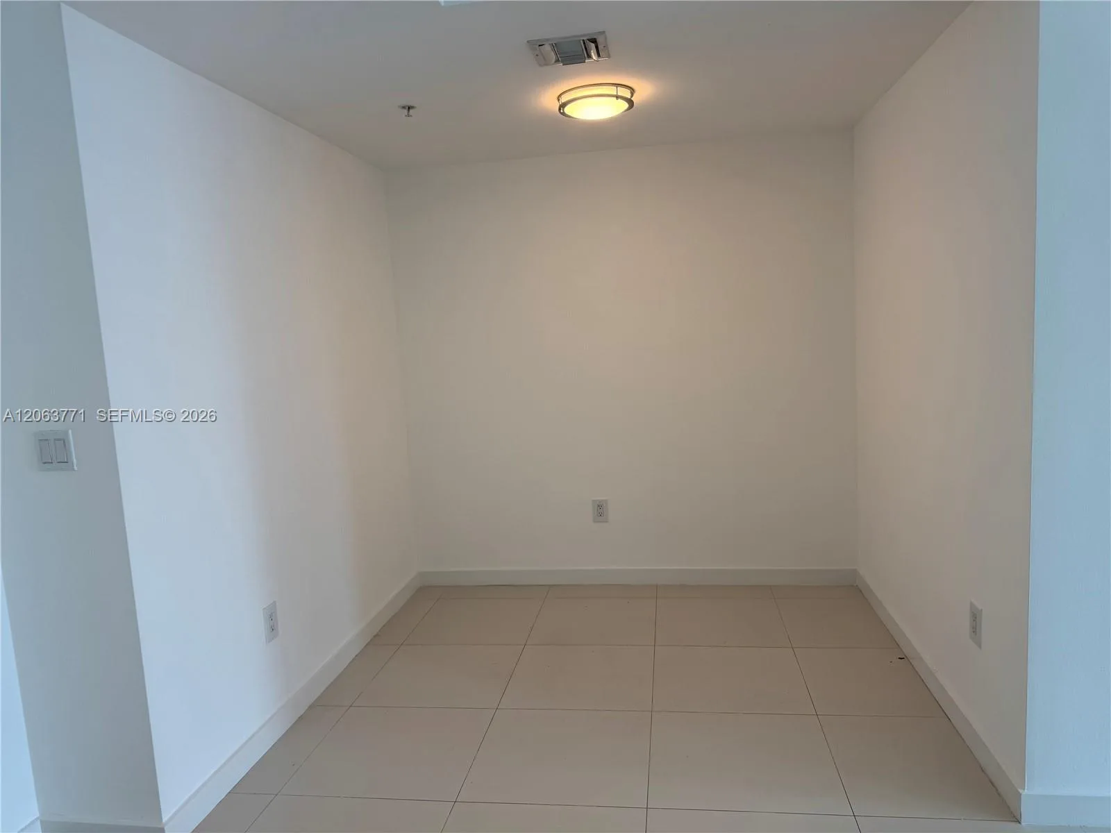 90 SW 3rd St # 2314, Miami, FL 33130 photo 3