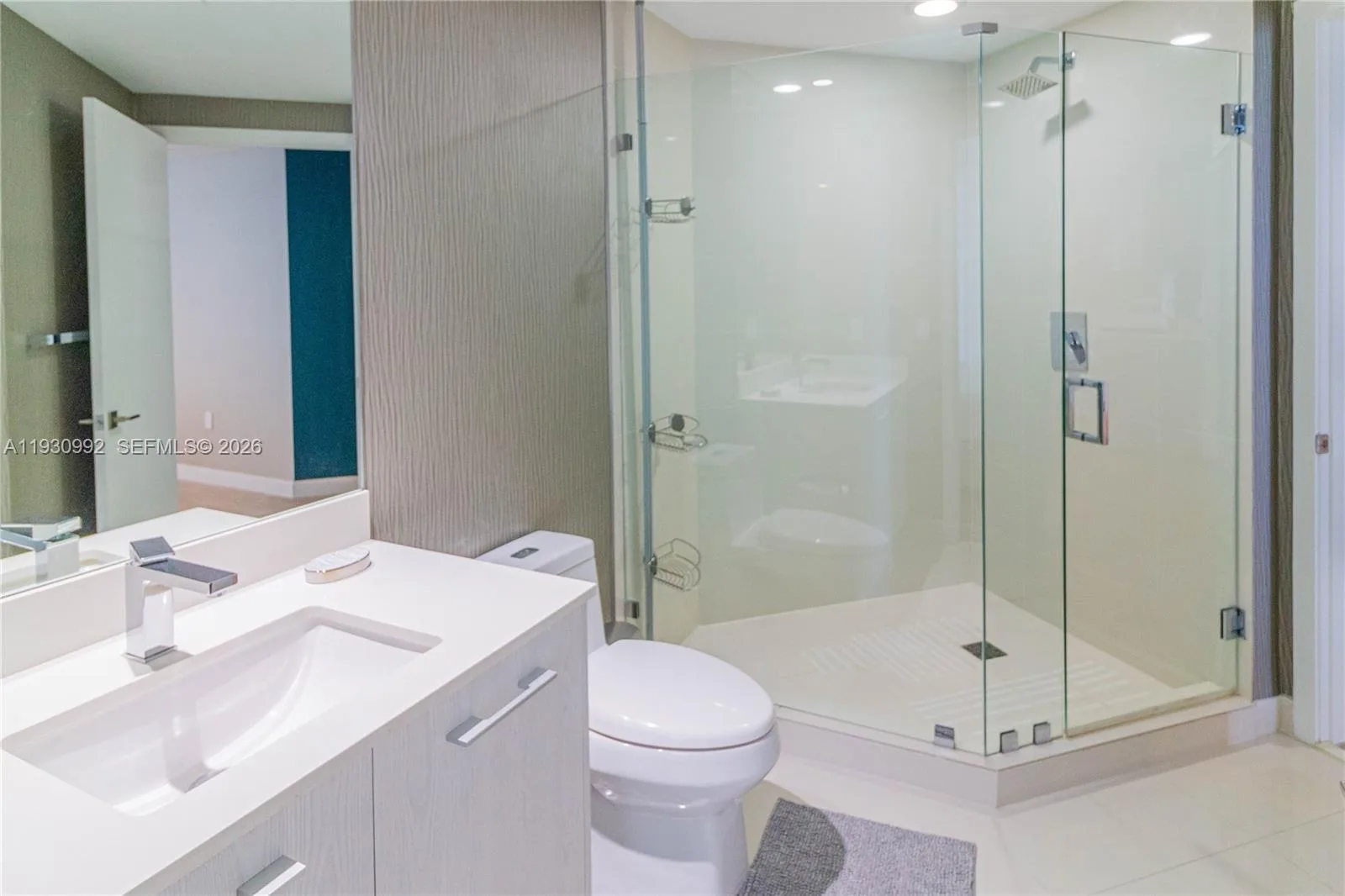45 SW 9th St # 3601, Miami, FL 33130 photo 12