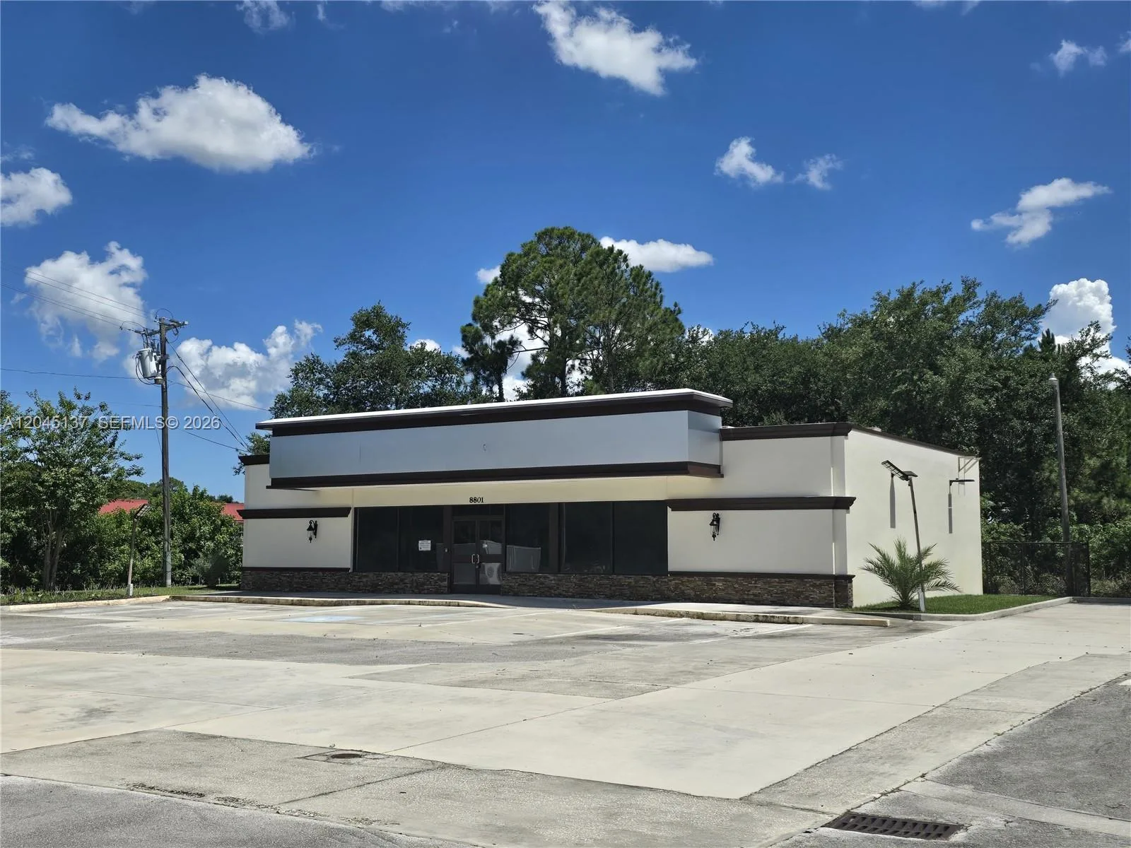 8801 20th St, Vero Beach, FL 32966 photo 3