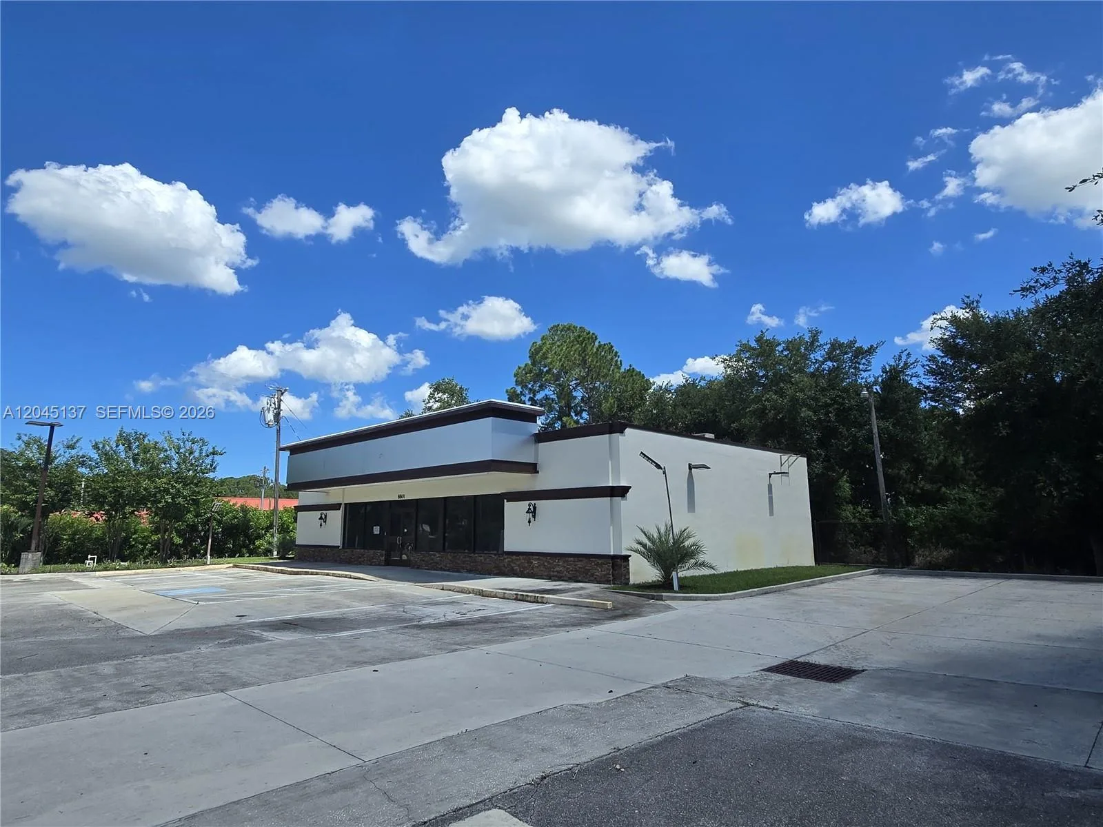 8801 20th St, Vero Beach, FL 32966 photo 5