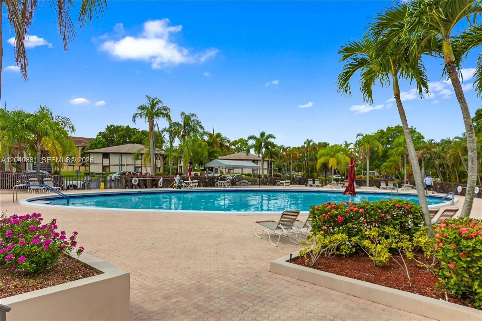 9930 S Belfort Cir # 105, Tamarac, FL 33321