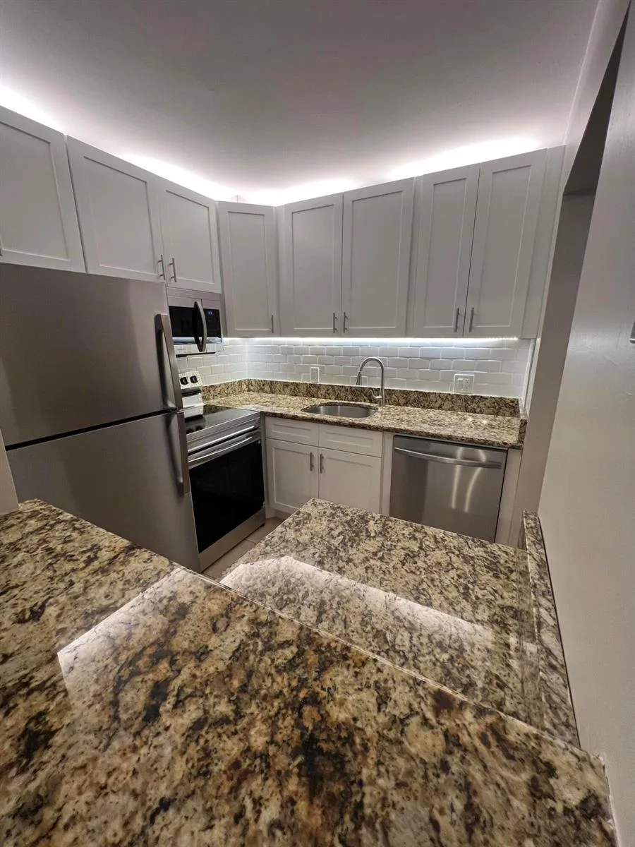 31 WESTBURY B Circle # 31, Deerfield Beach, FL 33442