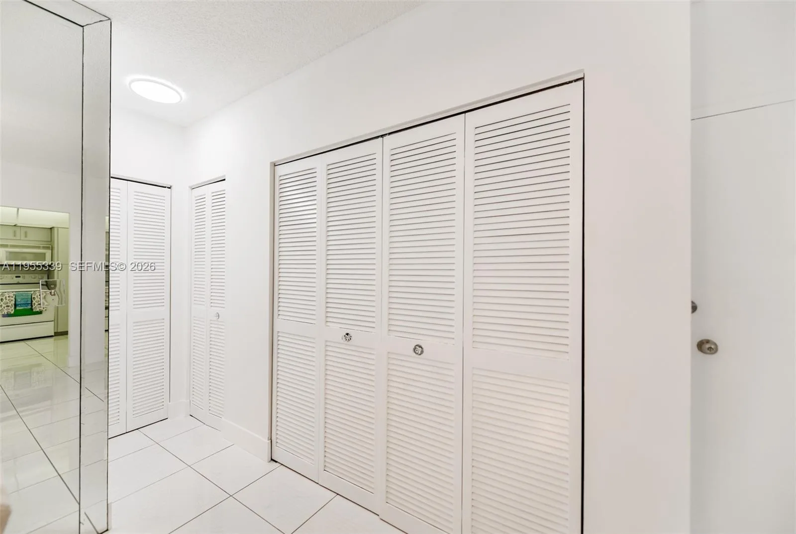 1985 S Ocean Dr # 22L, Hallandale Beach, FL 33009 photo 11