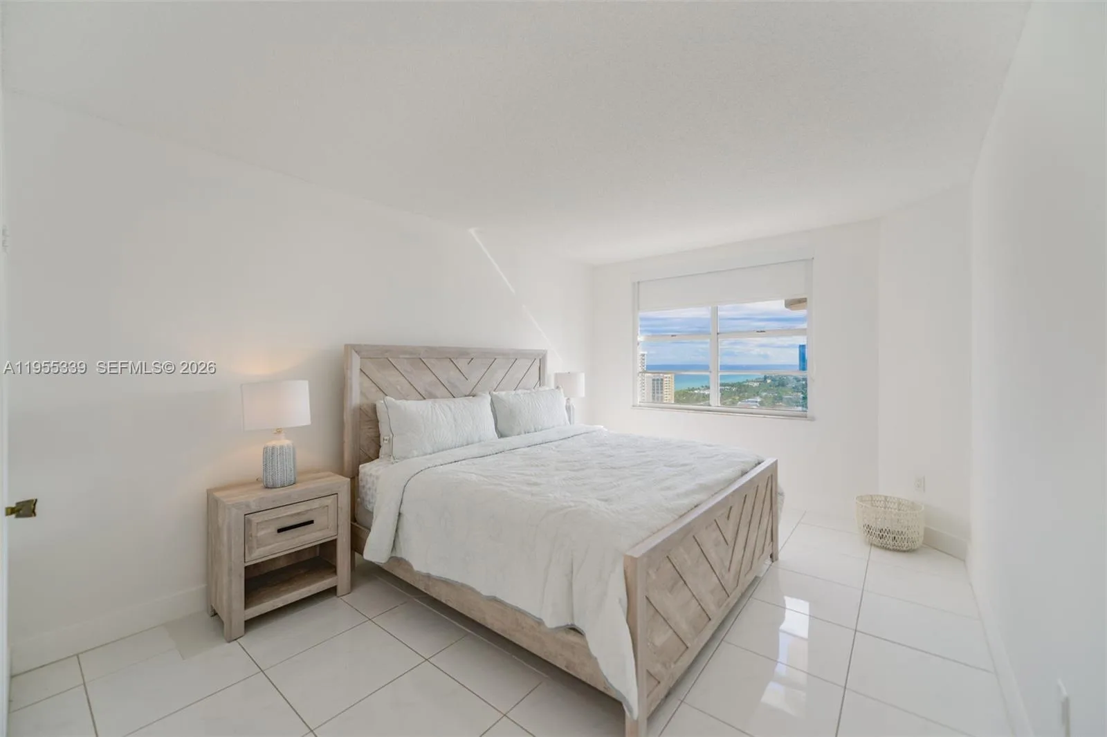 1985 S Ocean Dr # 22L, Hallandale Beach, FL 33009 photo 13