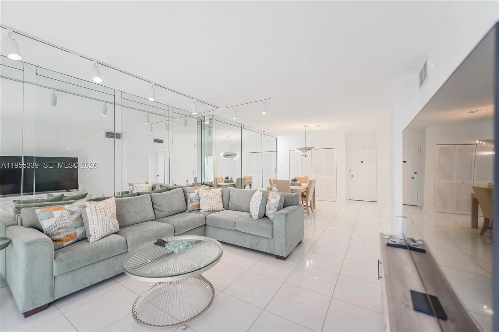 1985 S Ocean Dr # 22L, Hallandale Beach, FL 33009 photo 6