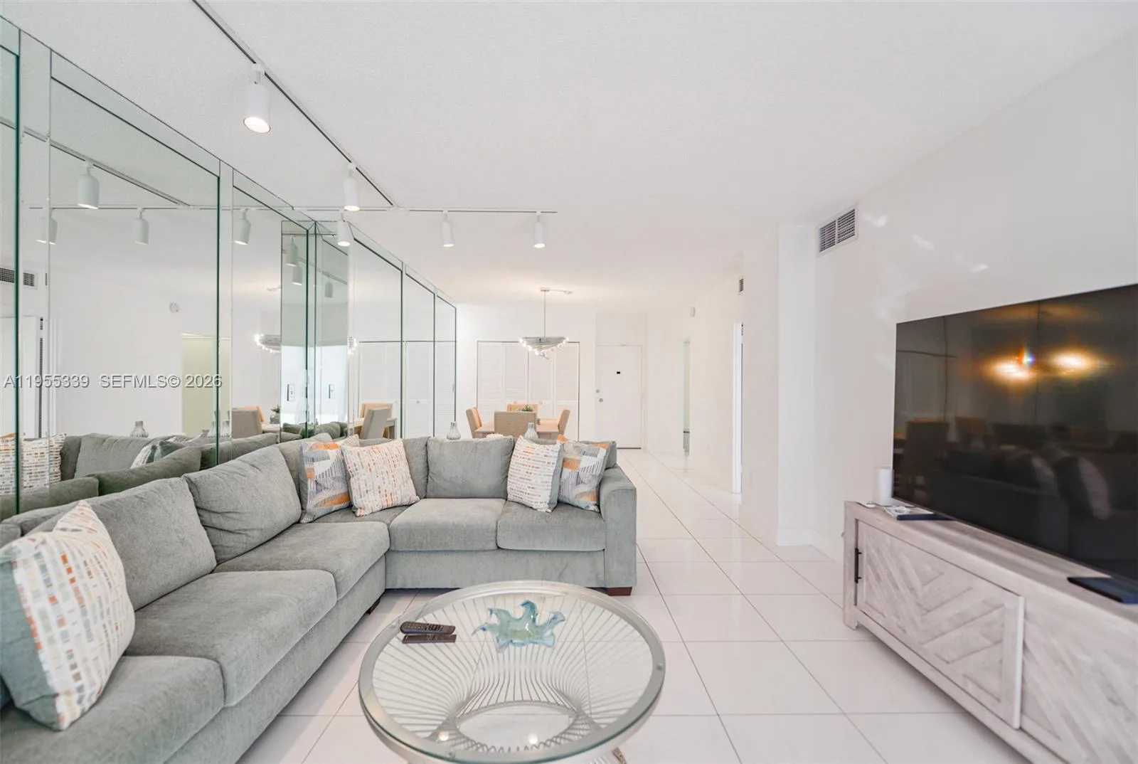 1985 S Ocean Dr # 22L, Hallandale Beach, FL 33009 photo 7