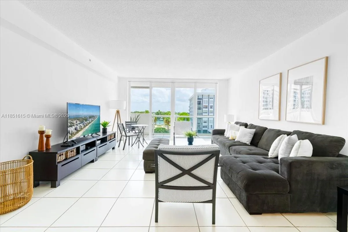 5601 Collins Ave # 521, Miami Beach, FL 33140 photo 8