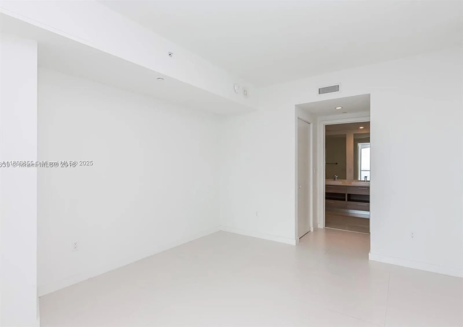 1300 S Miami Ave # 1602, Miami, FL 33130 photo 13