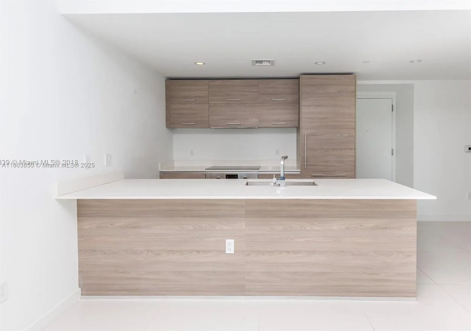 1300 S Miami Ave # 1602, Miami, FL 33130 photo 2