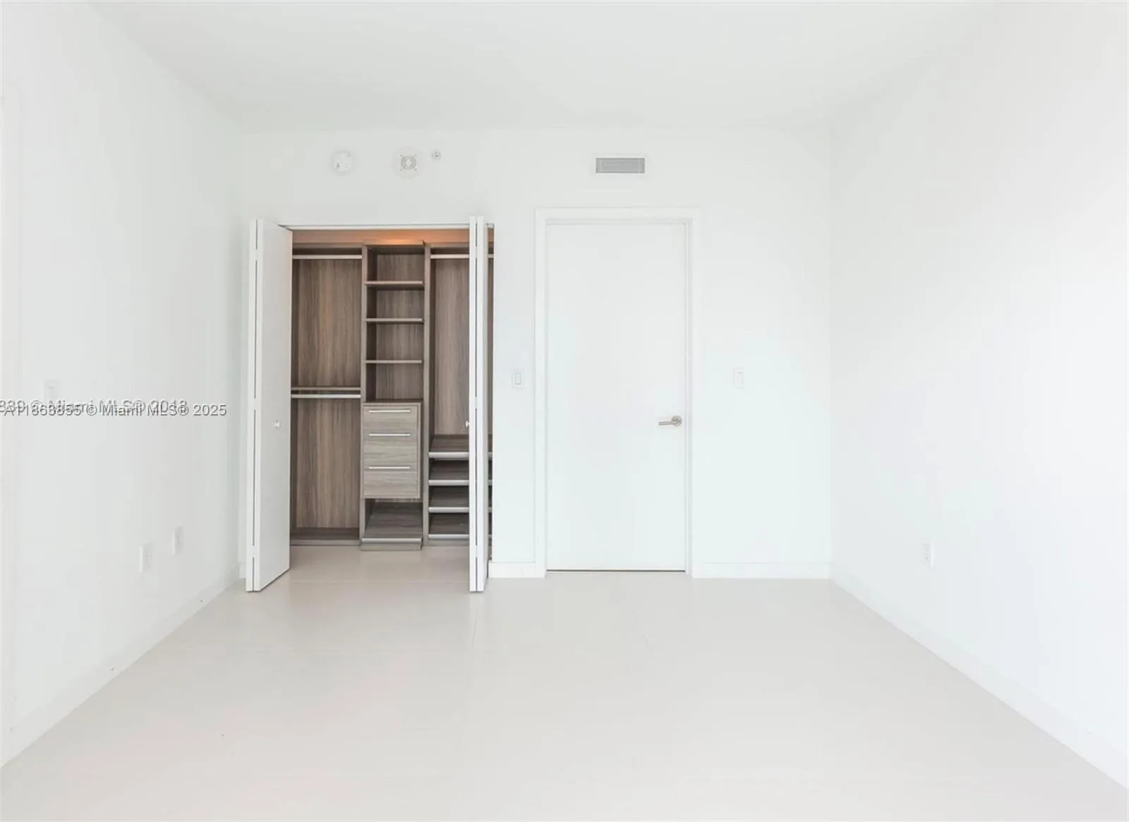 1300 S Miami Ave # 1602, Miami, FL 33130 photo 7