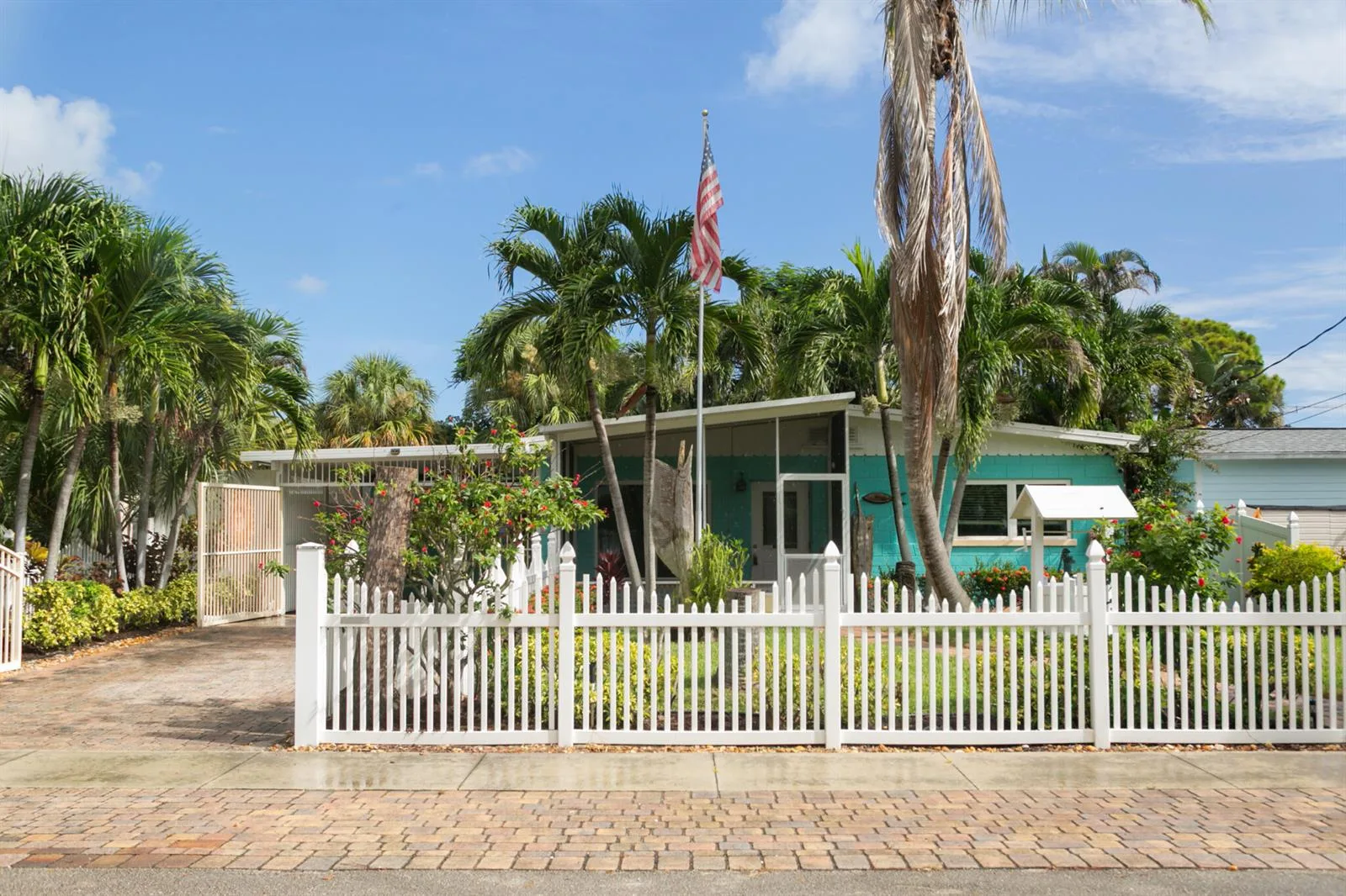 665 NE Bernard Street, Jensen Beach, FL 34957