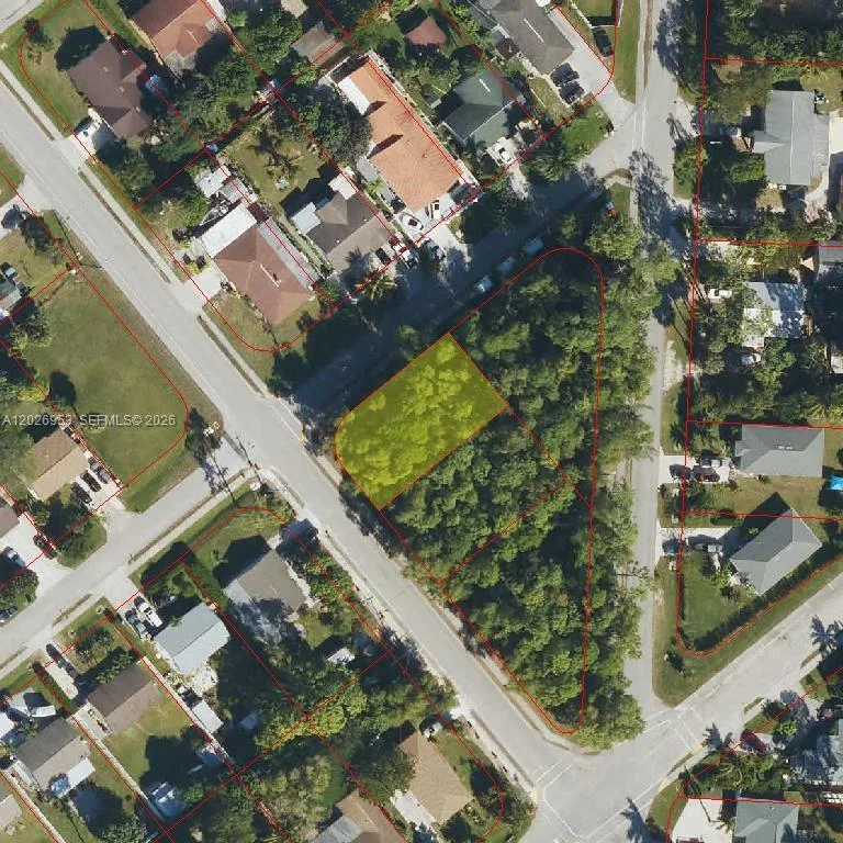 5470 Carolina Avenue, Naples, FL 34113