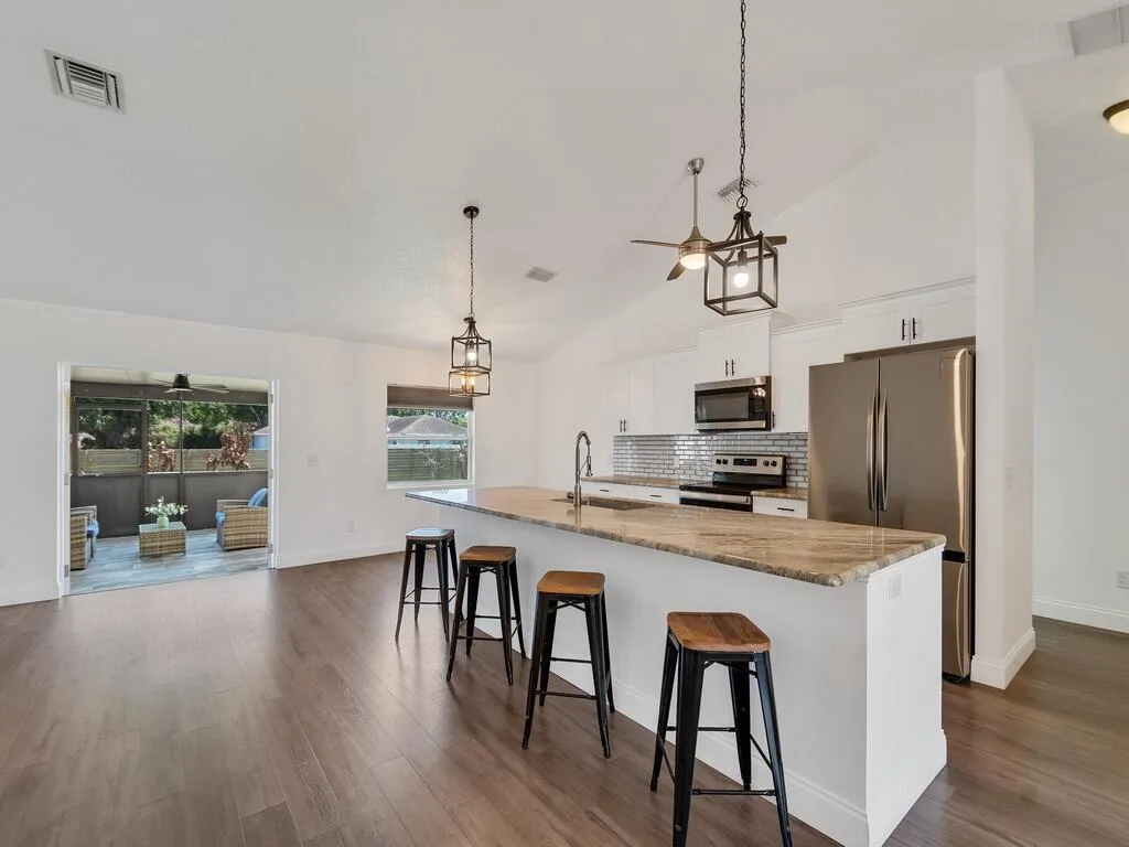 1330 38th Avenue, Vero Beach, FL 32960 photo 4