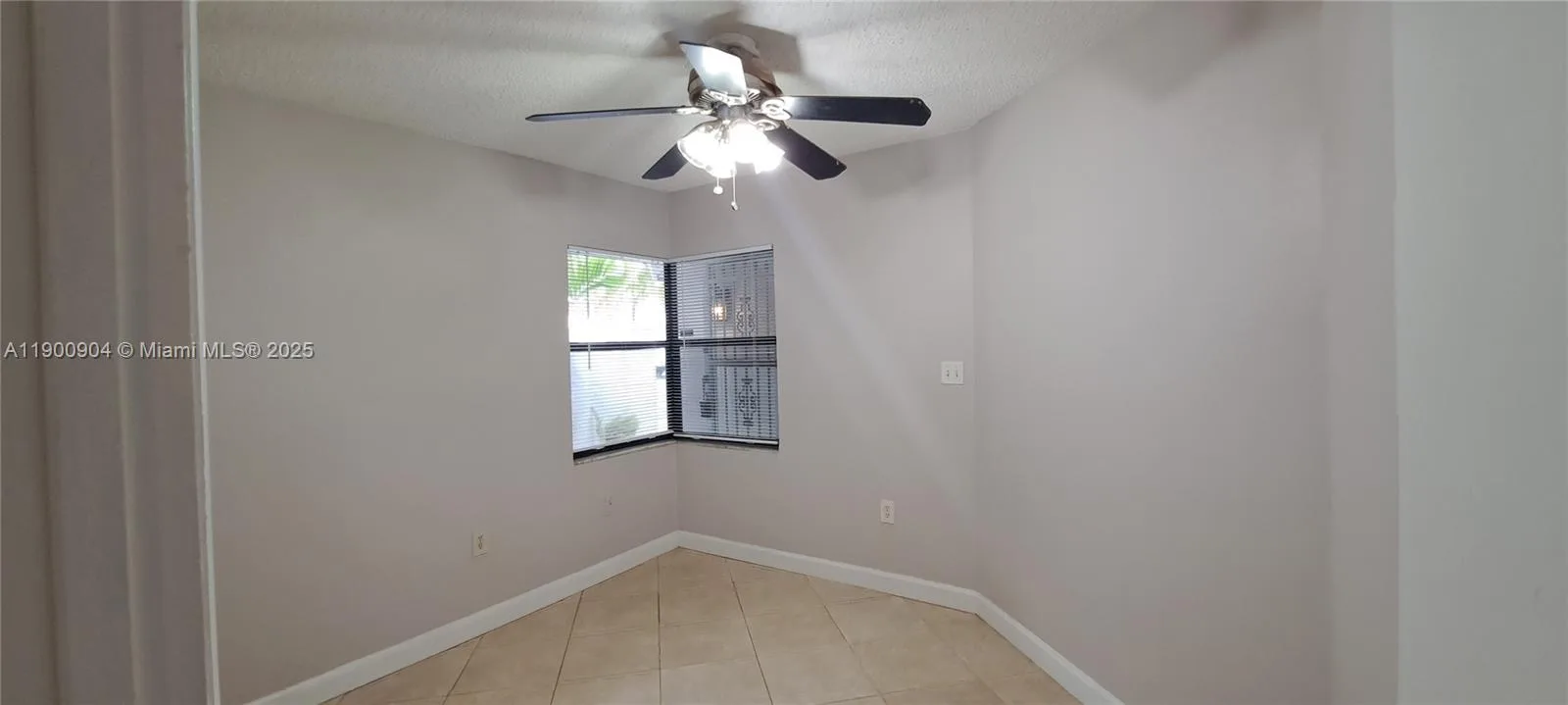 2410 San Remo Cir, Homestead, FL 33035 photo 10