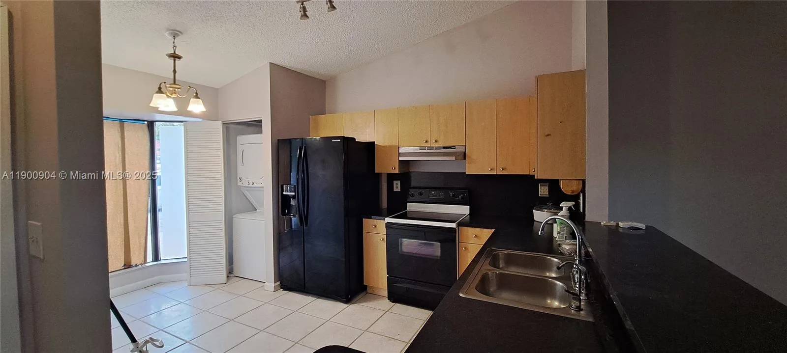 2410 San Remo Cir, Homestead, FL 33035 photo 7