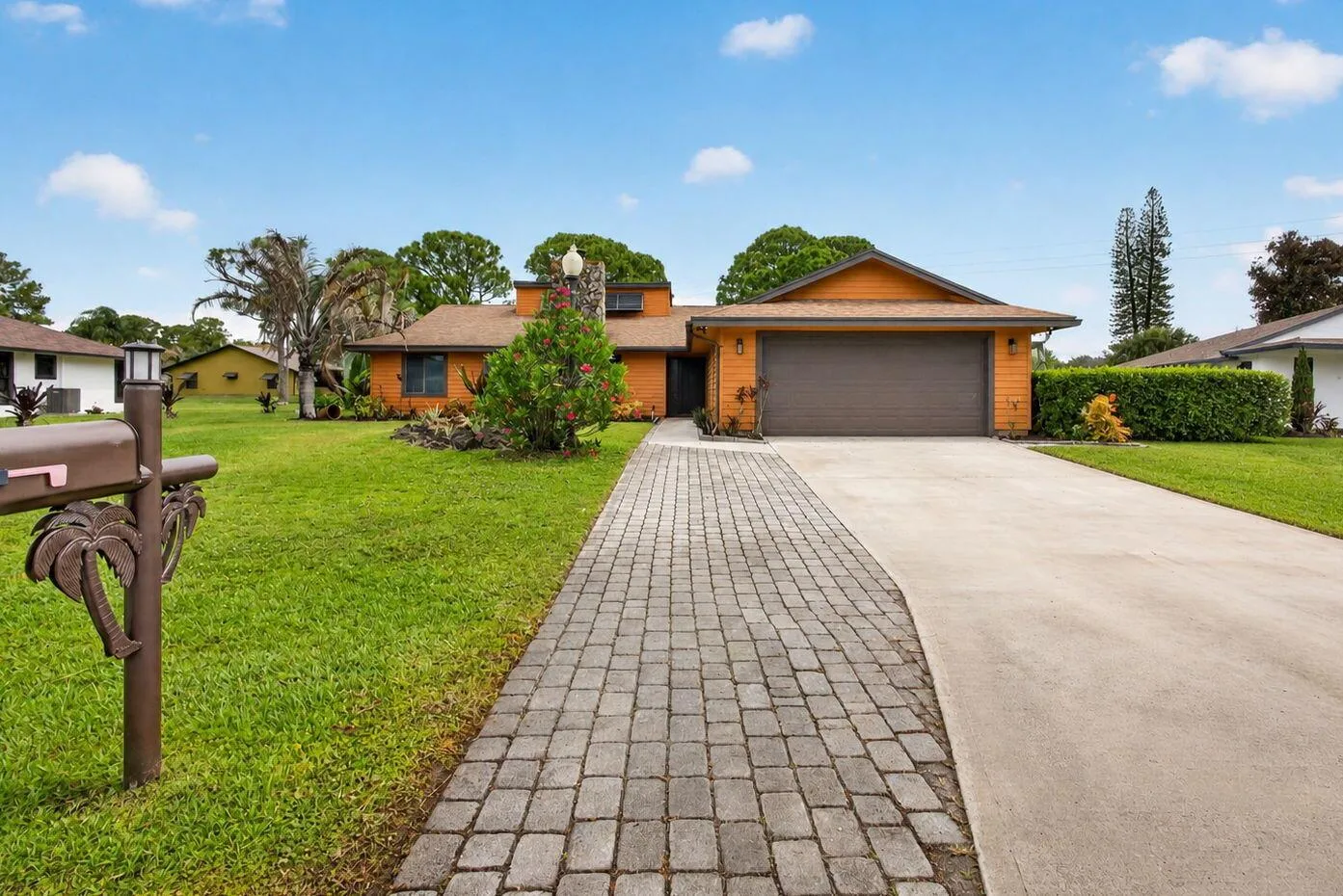 5589 SE Paramount Drive, Stuart, FL 34997