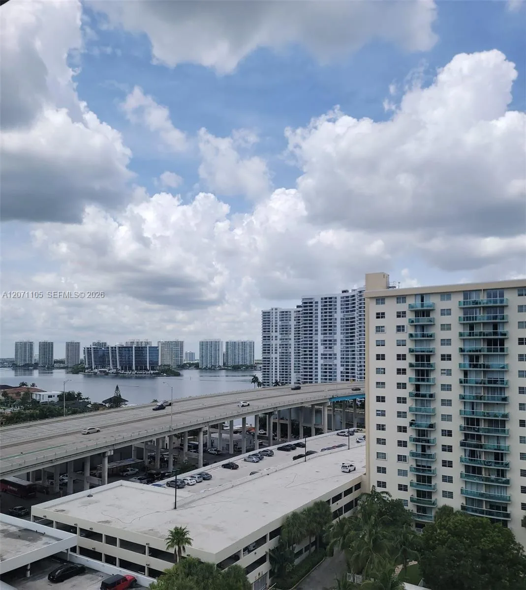 19380 Collins Ave # 1207, Sunny Isles Beach, FL 33160