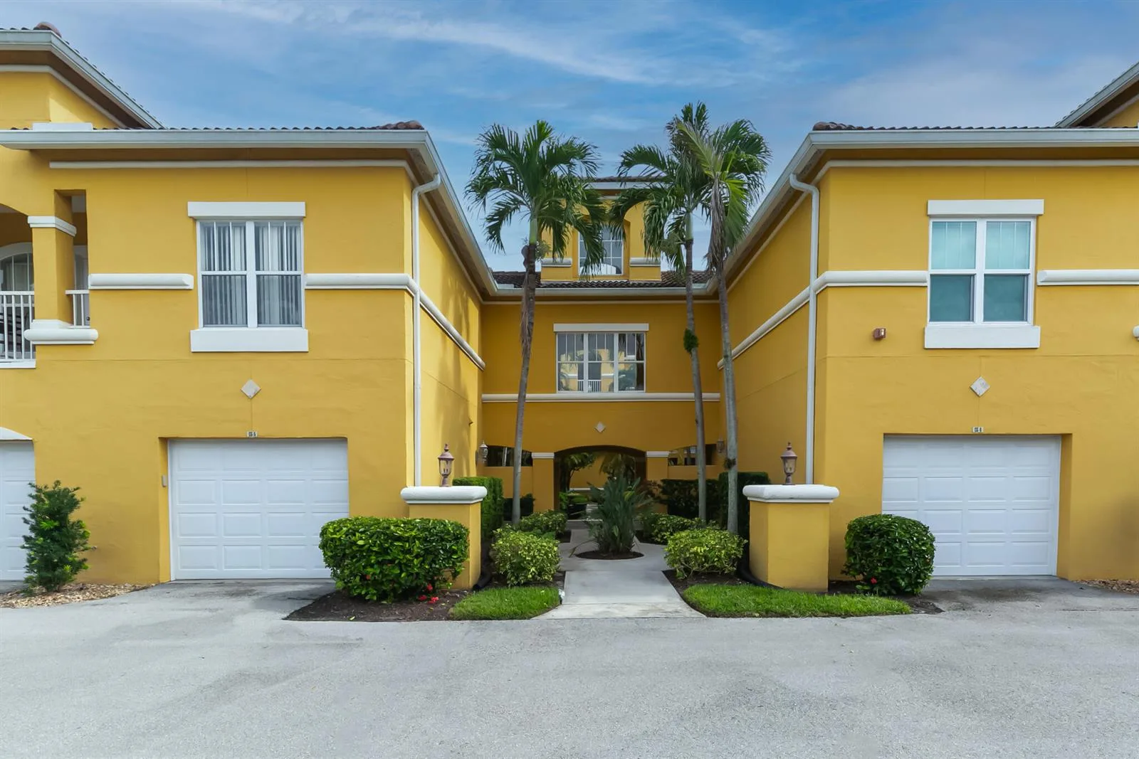 5015 Fairways Circle # 107, Vero Beach, FL 32967 photo 2