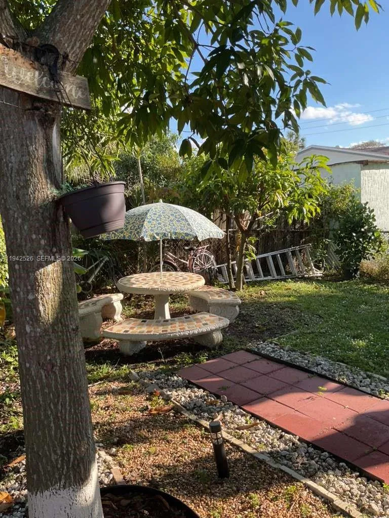 6706 Inwood, North Lauderdale, FL 33068 photo 4