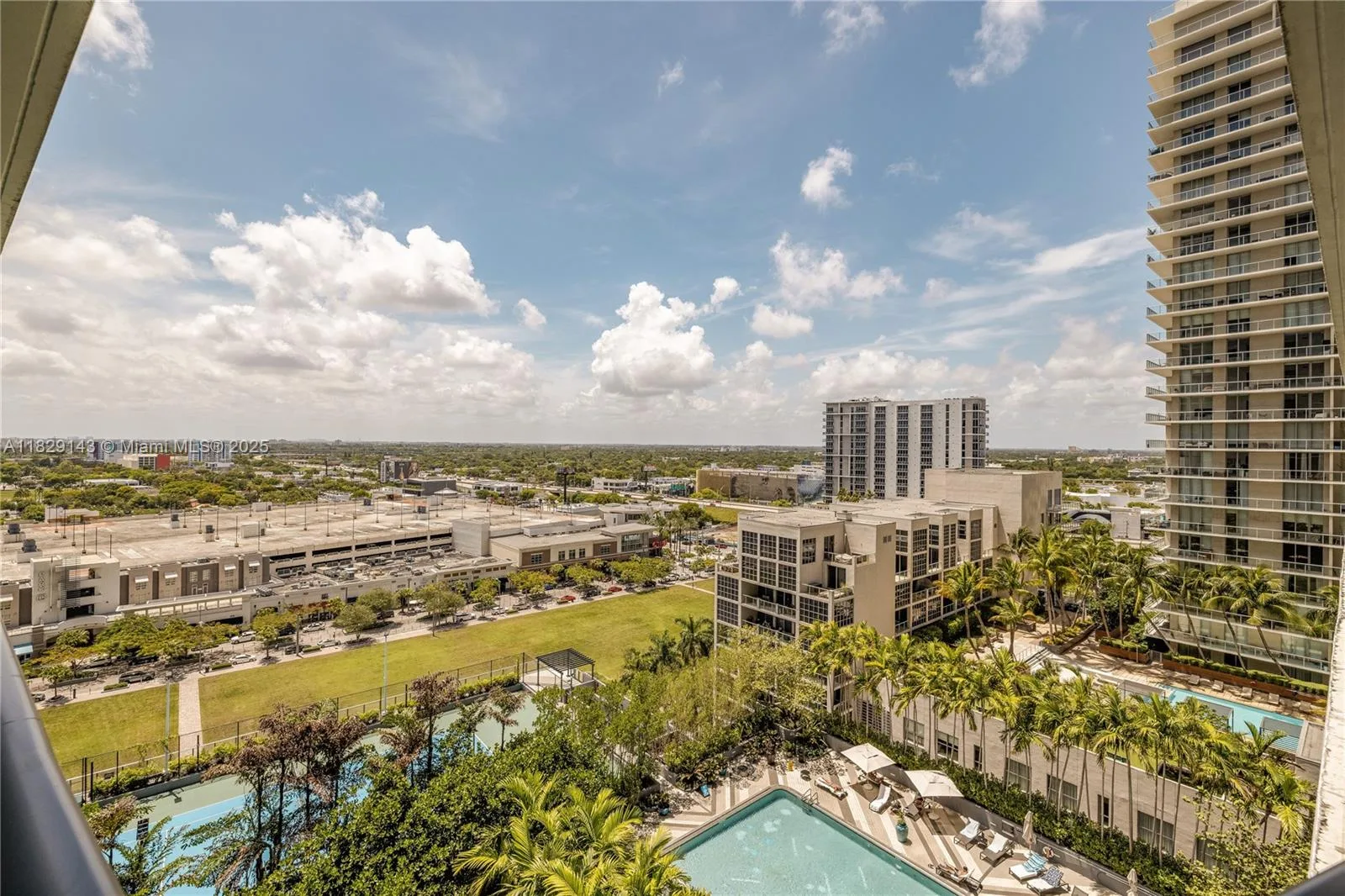 121 NE 34th St # 1514, Miami, FL 33137 photo 10