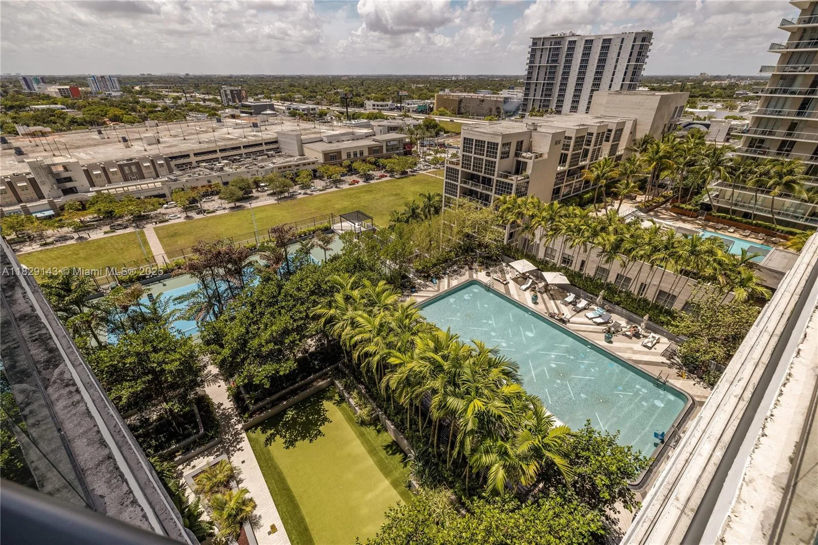 121 NE 34th St # 1514, Miami, FL 33137 photo 11