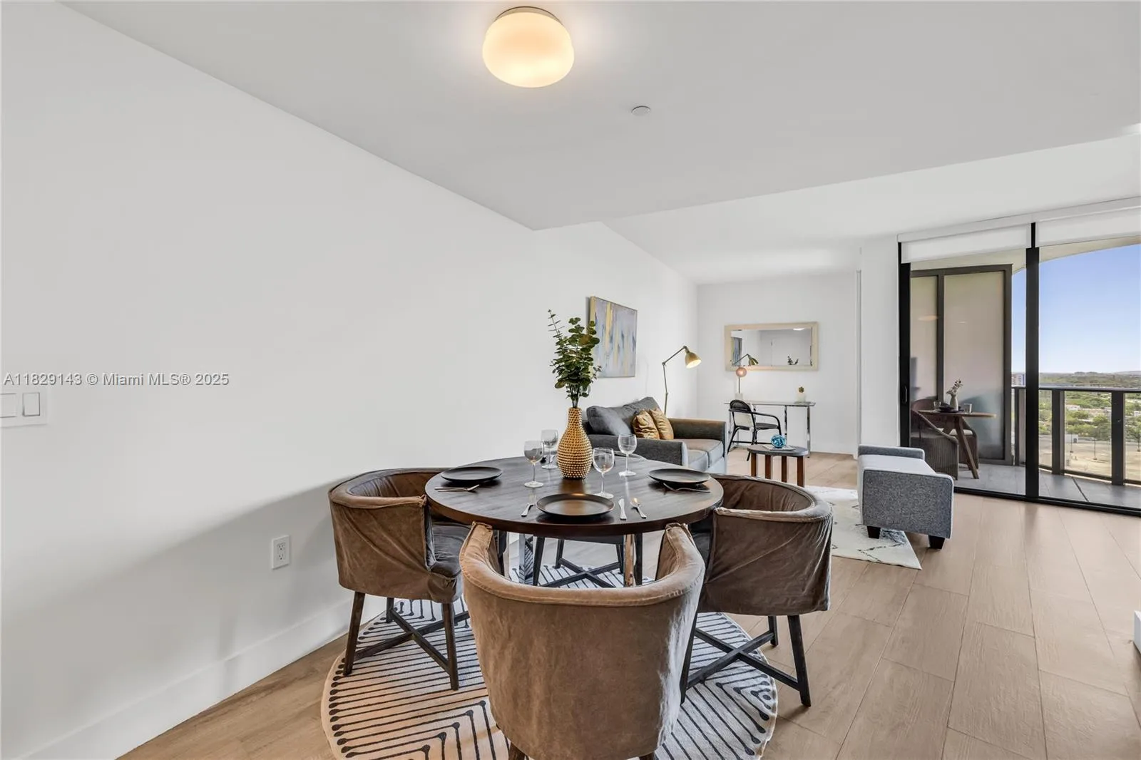 121 NE 34th St # 1514, Miami, FL 33137 photo 4