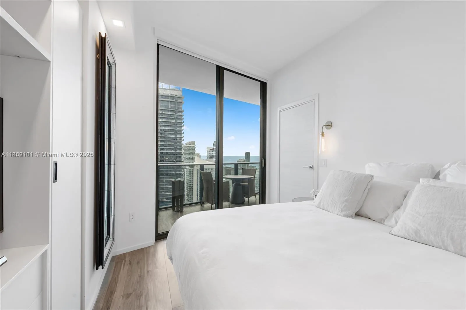 801 S Miami Ave # 4802, Miami, FL 33130 photo 3