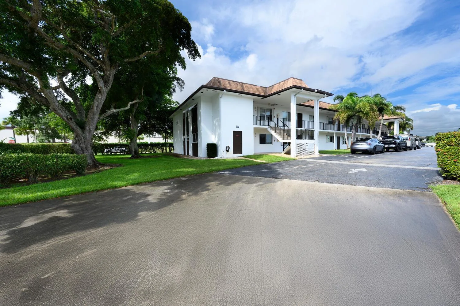 3075 Gardens East Drive # 14, Palm Beach Gardens, FL 33410 photo 4