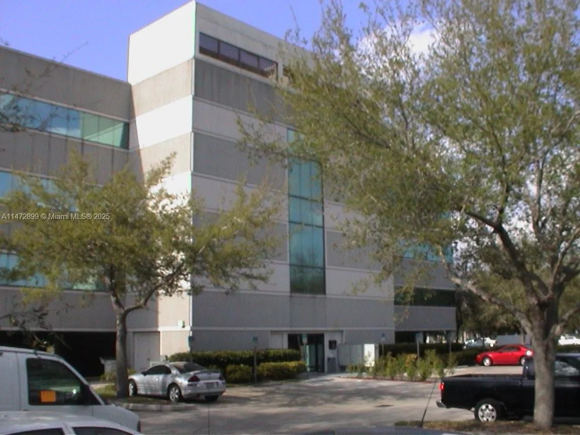 14411 Commerce Way # 310, Miami Lakes, FL 33016 photo 4