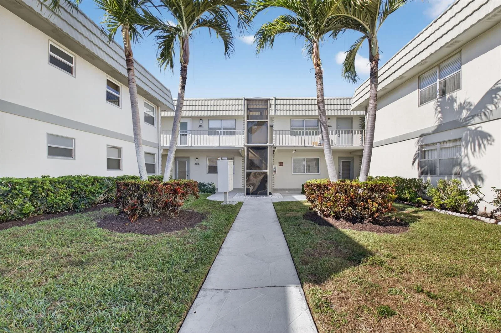 109 Monaco C # 109, Delray Beach, FL 33446