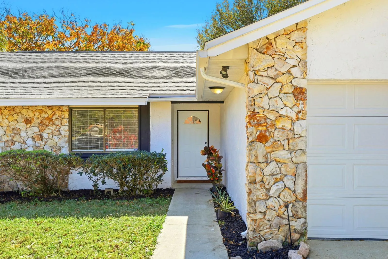 7970 Glen Abbey Circle, Orlando, FL 32819 photo 2