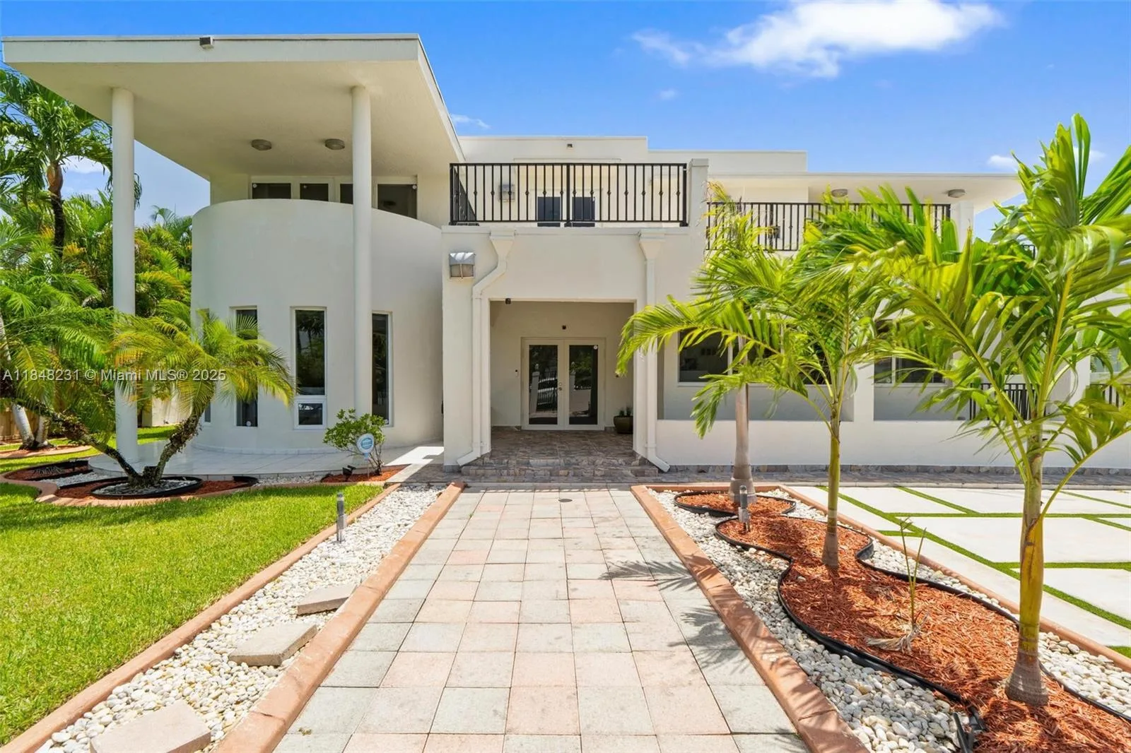 5045 SW 67th Ave, South Miami, FL 33155 photo 2