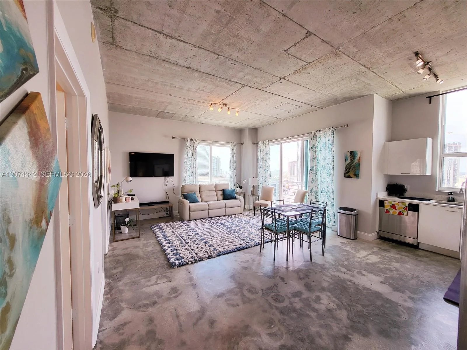 133 NE 2nd Ave # 2419, Miami, FL 33132 photo 12