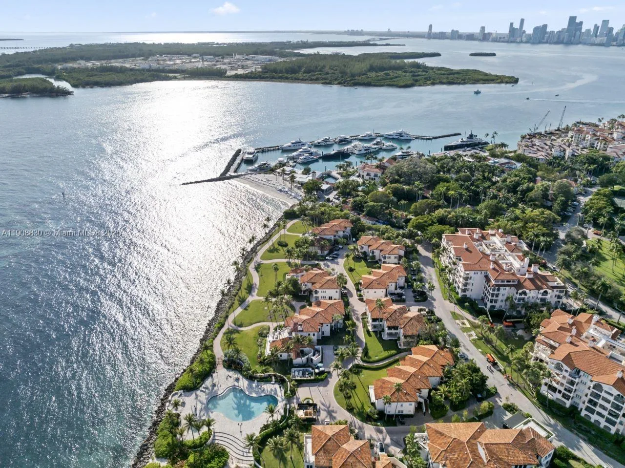 19217 Fisher Island Dr # 19217, Miami Beach, FL 33109