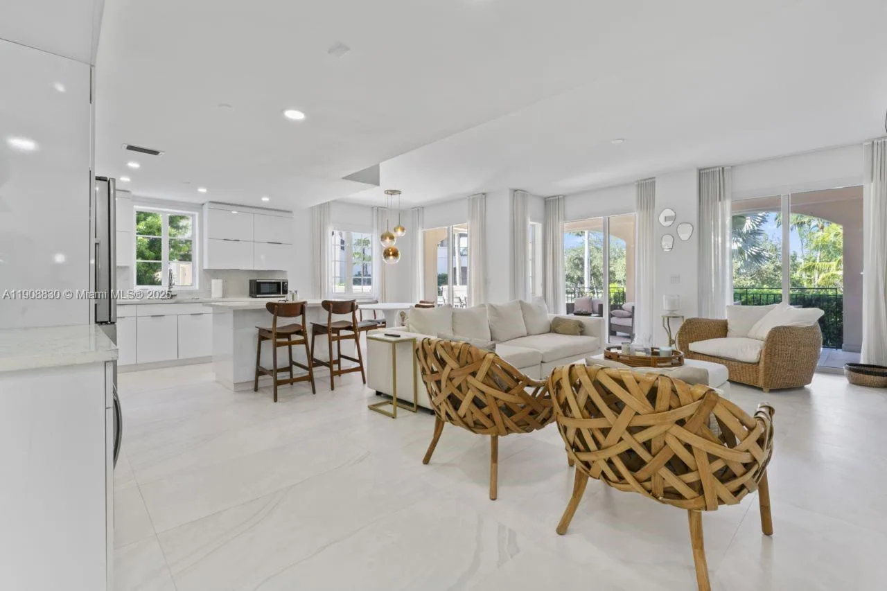 19217 Fisher Island Dr # 19217, Miami Beach, FL 33109 photo 4