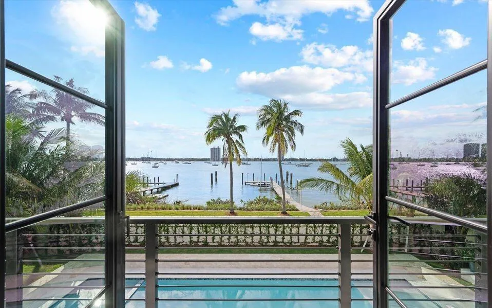 1260 N Lake Way, Palm Beach, FL 33480 photo 4