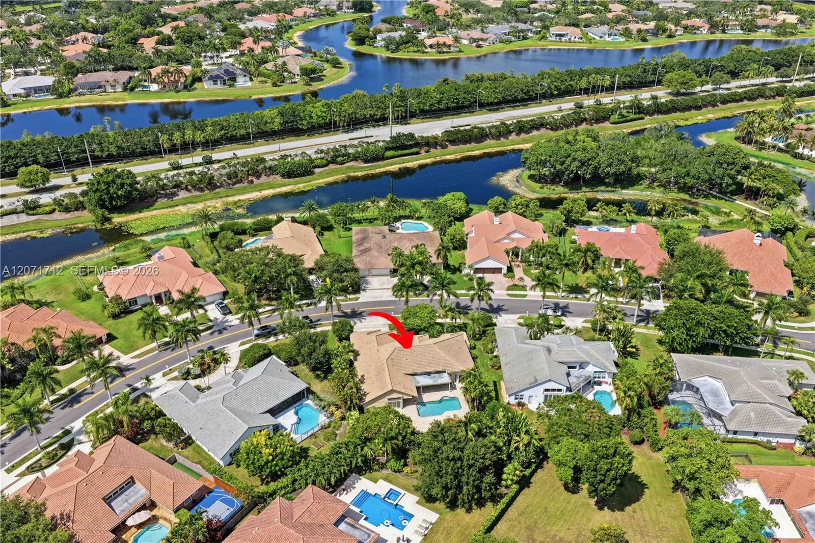360 NE Coconut Cir, Weston, FL 33326 photo 6