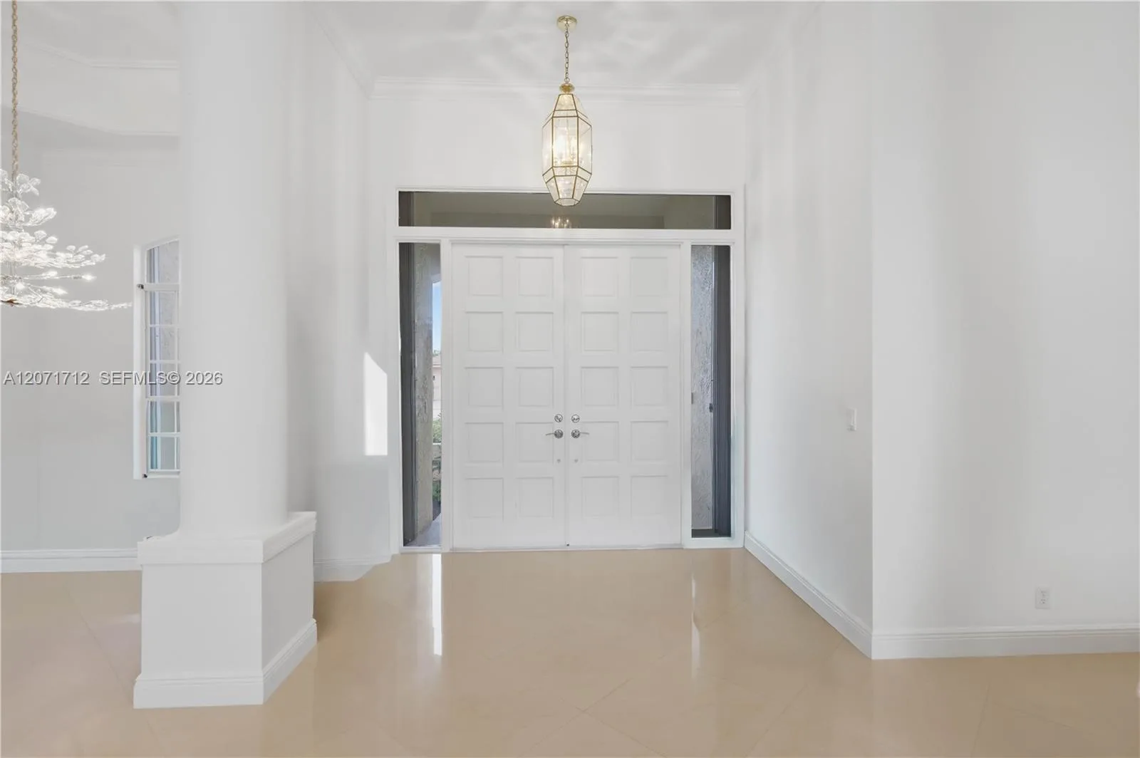 360 NE Coconut Cir, Weston, FL 33326 photo 9