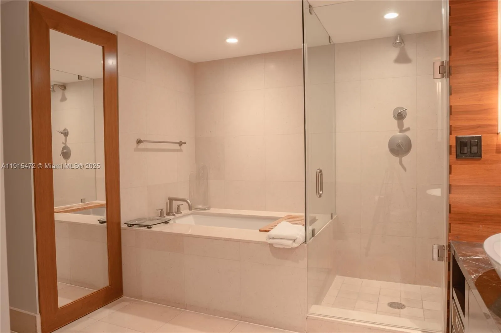 6801 Collins Ave # 1002, Miami Beach, FL 33141 photo 7