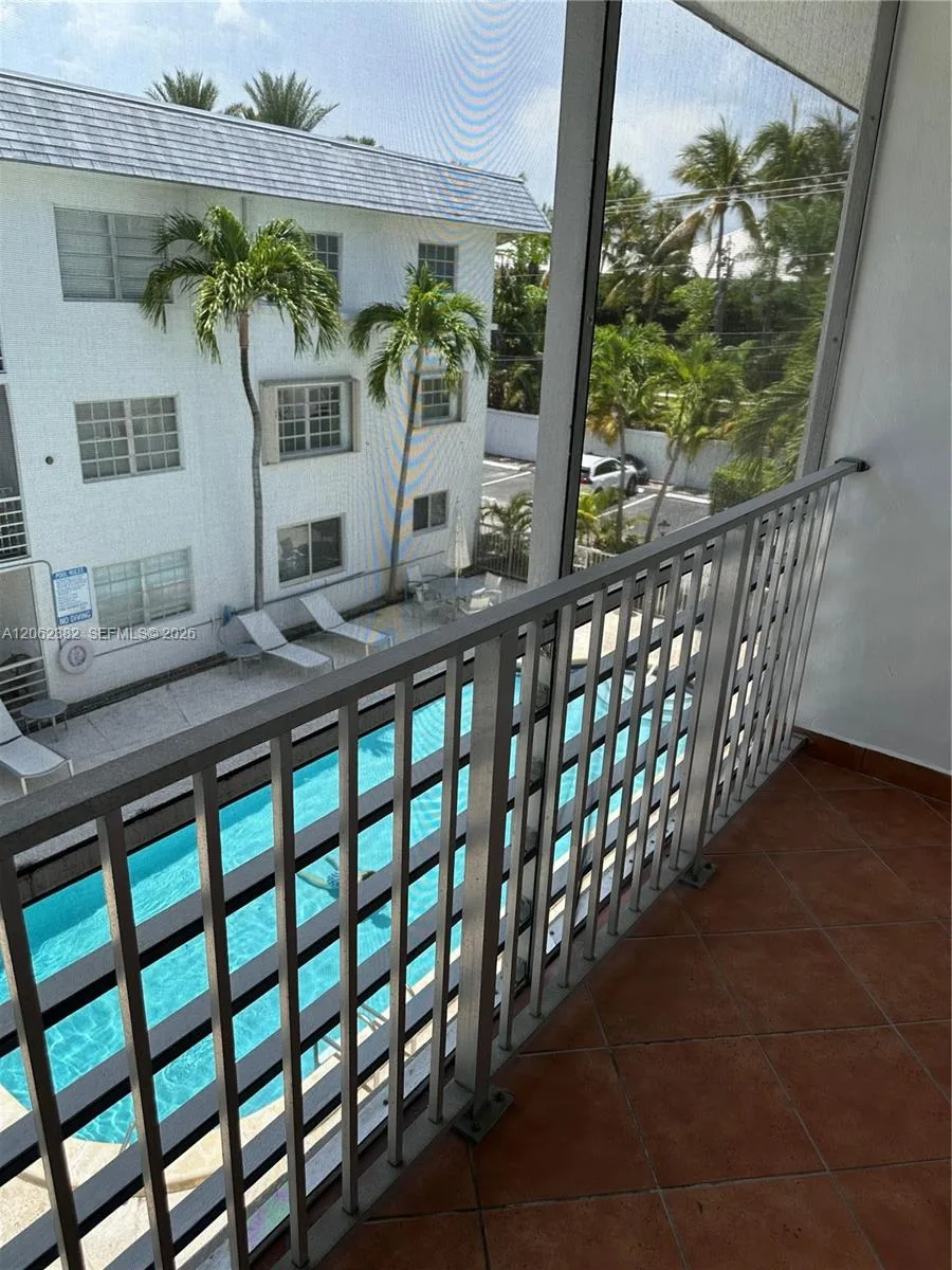 251 Galen Dr # 302, Key Biscayne, FL 33149 photo 13