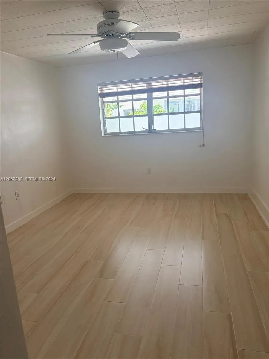 251 Galen Dr # 302, Key Biscayne, FL 33149 photo 4