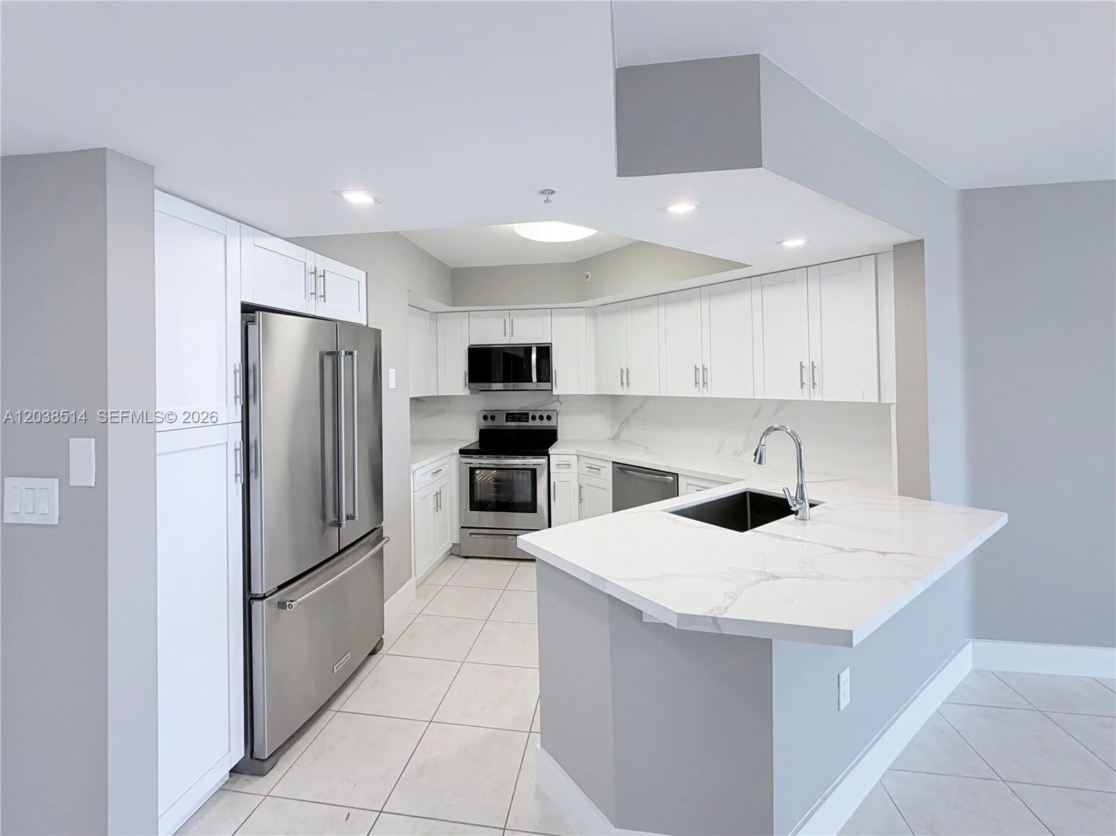 1800 Sunset Harbour Dr # 1211, Miami Beach, FL 33139