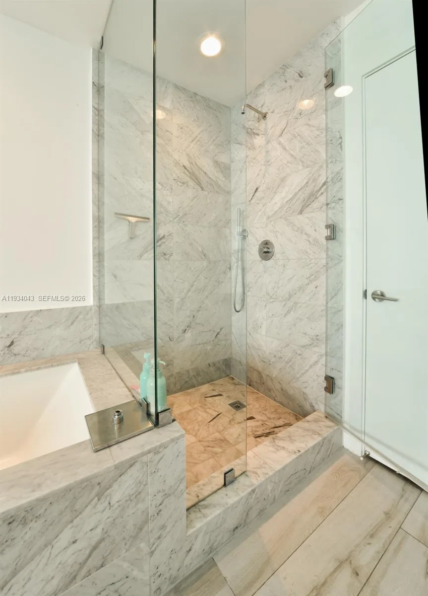 480 NE 31st St # 3404, Miami, FL 33137 photo 11