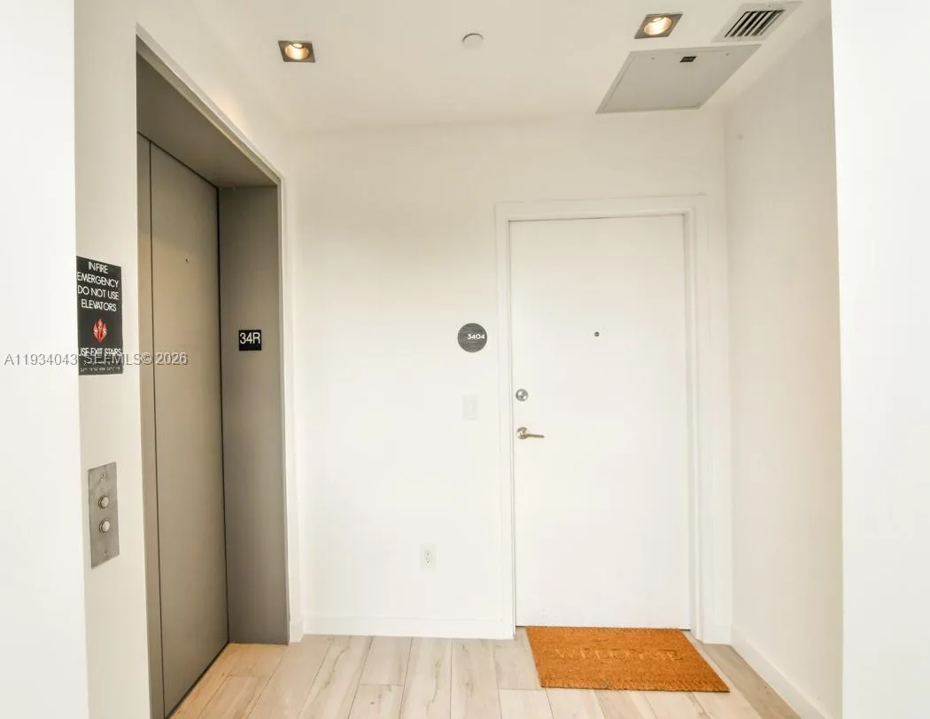 480 NE 31st St # 3404, Miami, FL 33137 photo 3