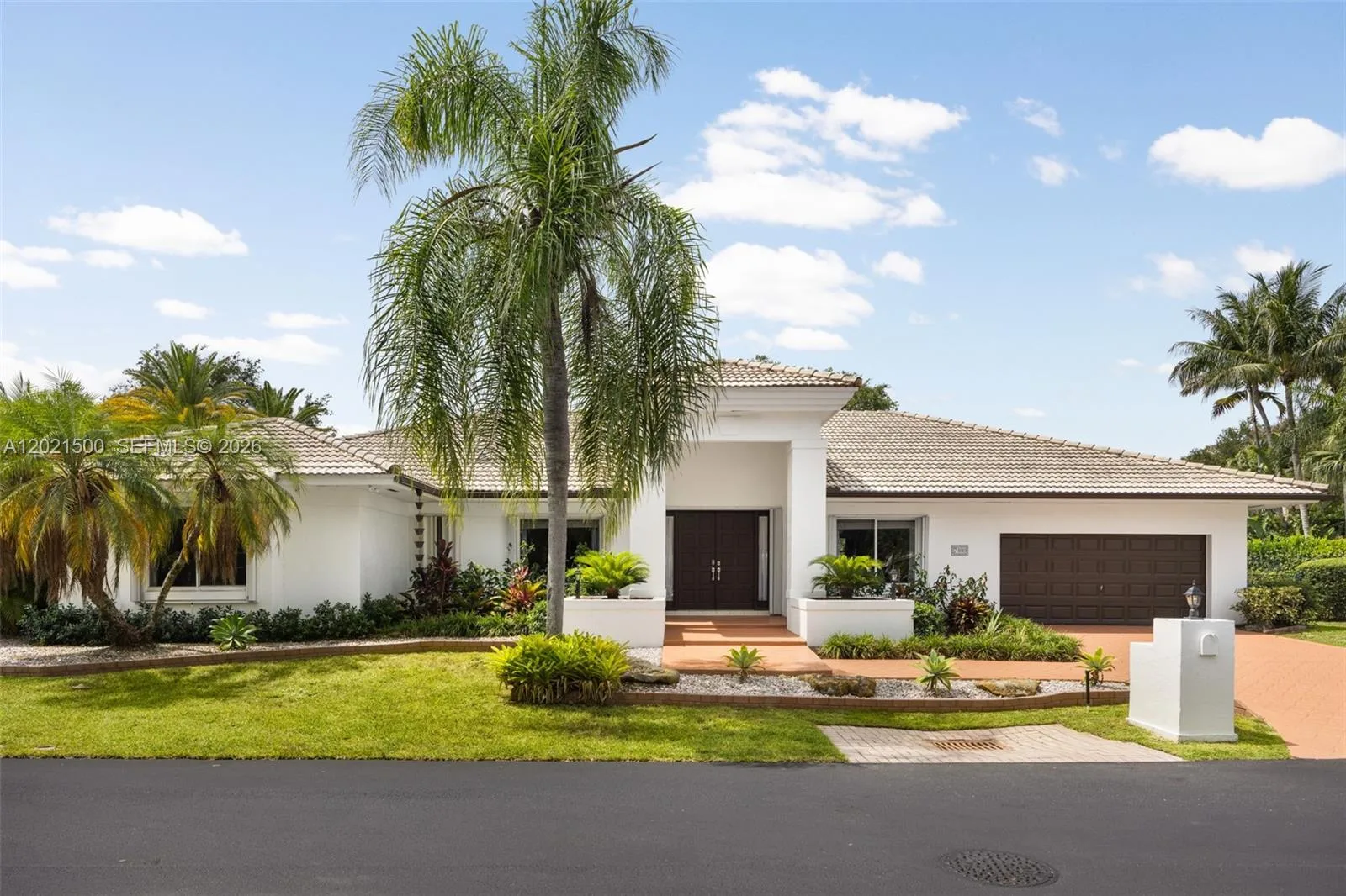 7400 SW 170th Ter, Palmetto Bay, FL 33157